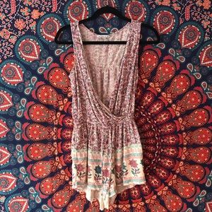 Super Cute! Floral Romper- American Eagle